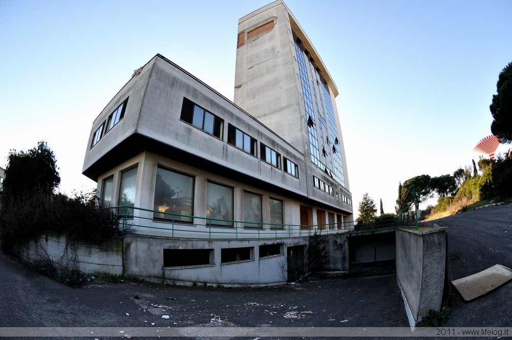 Abandoned offices building