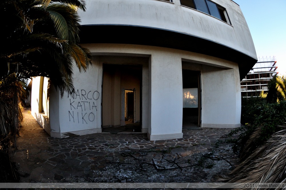 Abandoned offices building