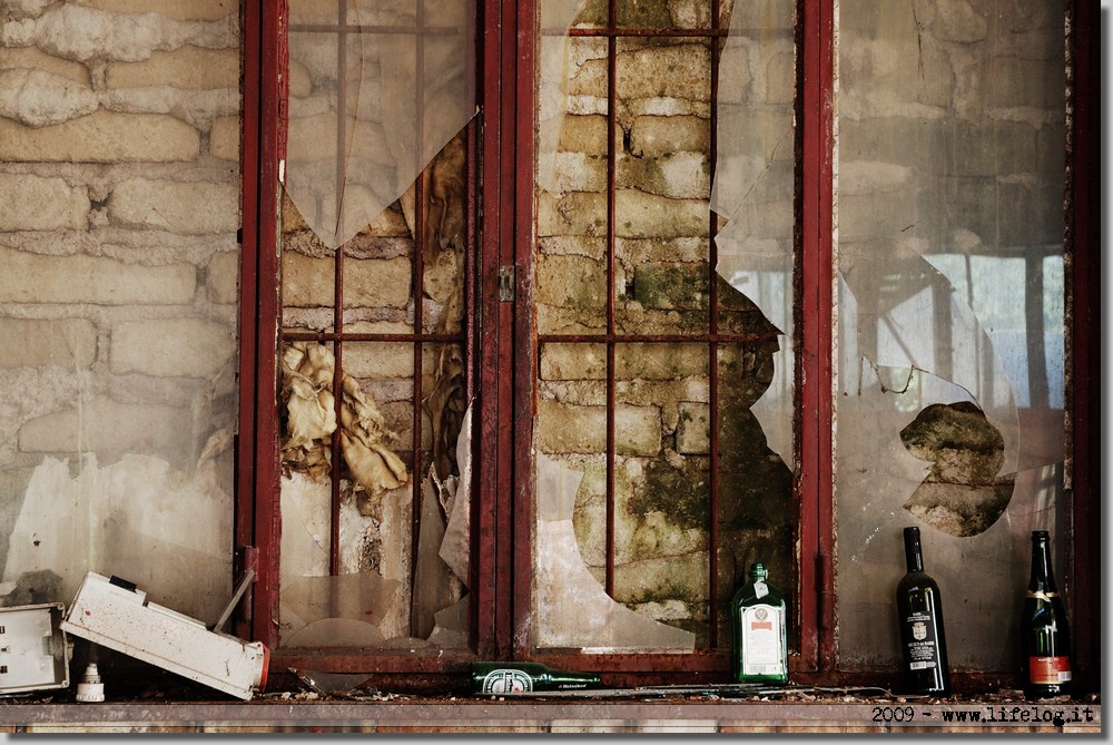 Stabilimento abbandonato Prosider (Ostia) - Foto Pietromassimo Pasqui 2009