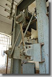 195 KB