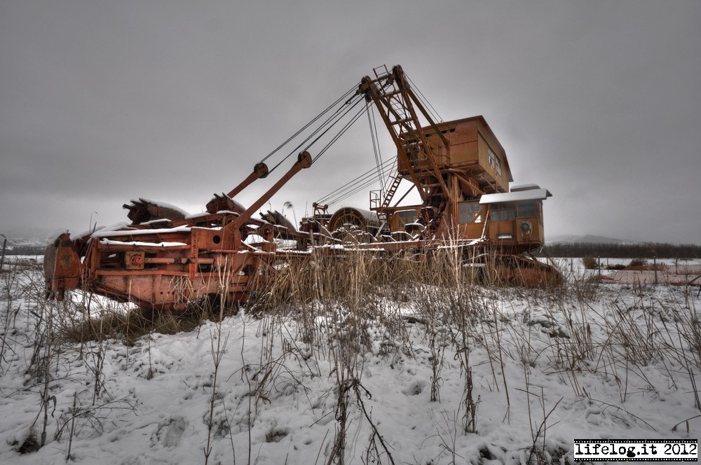 Mechanical-elephants' graveyard