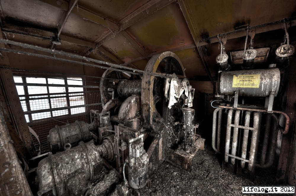 Mechanical-elephants' graveyard