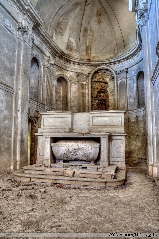Abandoned friary