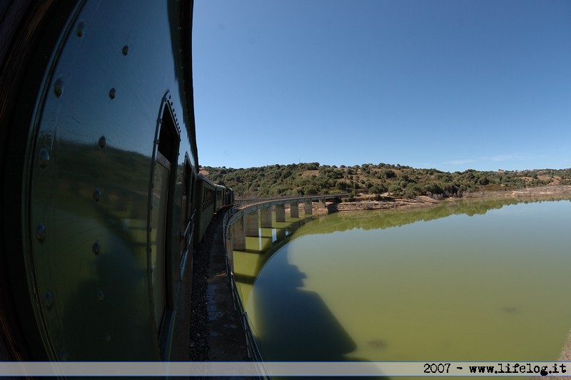 Trenino verde in Sardegna linea Palau-Tempio - Pietromassimo Pasqui 2007