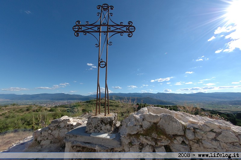 Alba Fucens - Borgo medioevale - Avezzano AQ - Pietromassimo Pasqui 2008