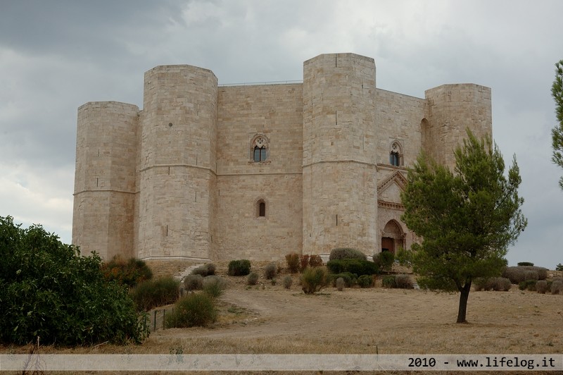 Castello di Federico II - Castel del Monte - Pietromassimo Pasqui 2010
